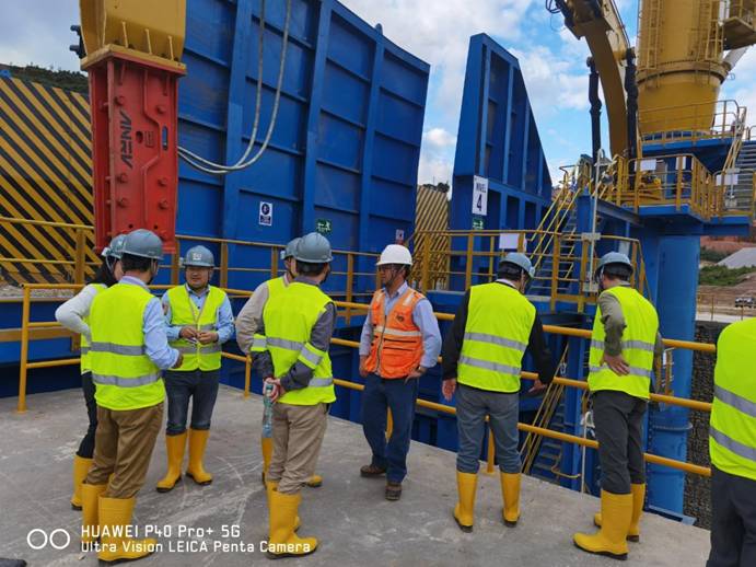 厄瓜多爾分公司與洛陽鉬業(yè)凱哥豪斯金礦開展業(yè)務(wù)接洽